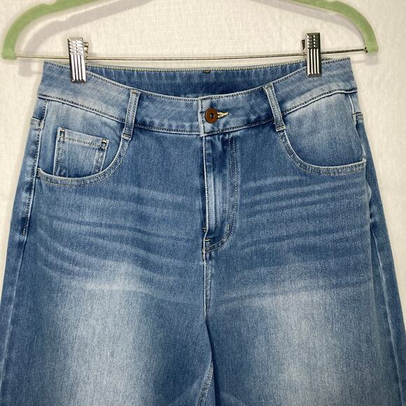 Halara High-Rise Medium Wash Wide Leg Jeans Relaxed Chic Casual Denim - Picture 4 of 9